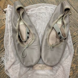 Valentino Garavani pink ballerina rockstud flats 37